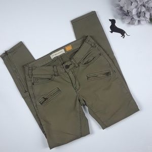 Anthropologie Pilcro Stet fit green pants.Sz 25.